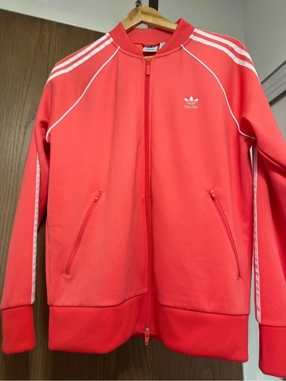 Women’s Large Adidas Coral Pink Trefoil Zip Track Jacket like New - Picture 10 of 10